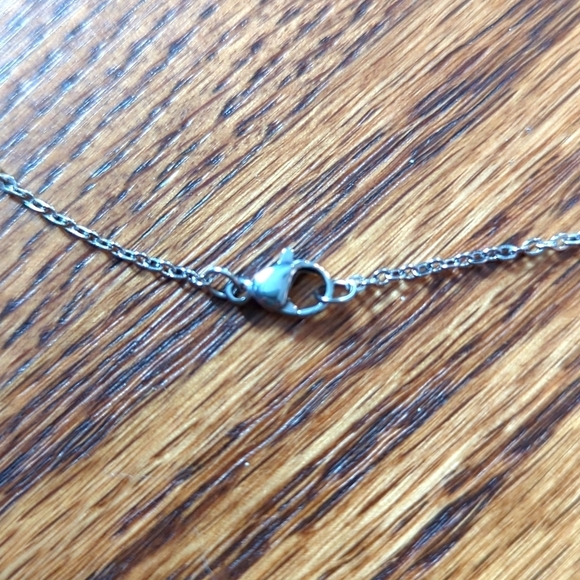 NWT Necklace Flower of Life Design Claw Clasp Silver - Picture 3 of 3